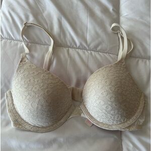 Women’s PINK bra 32B